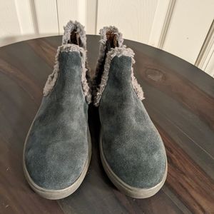 VENETTINI Grey Suede Faux Fur Slip-on Boot Euro 33 US 2